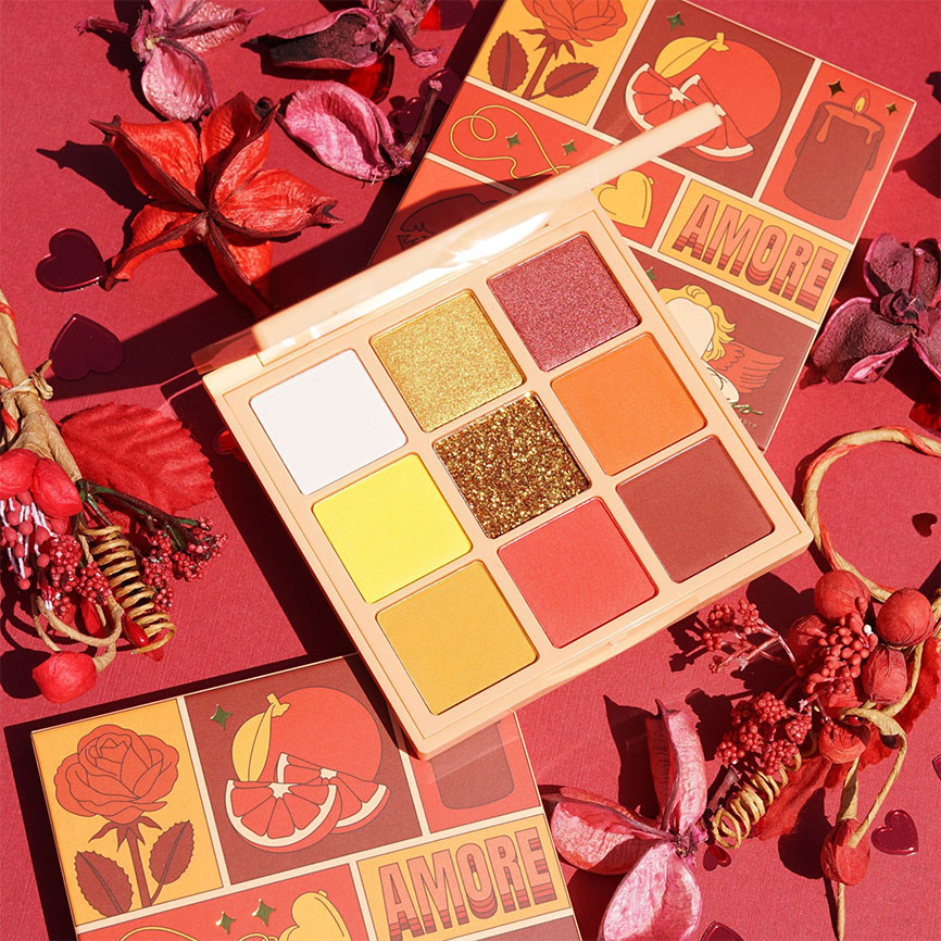 ES122 AMORE SHADOW PALETTE3.jpg