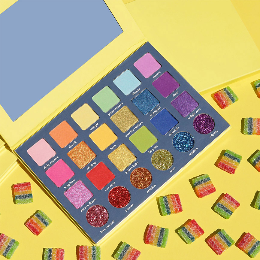 ES121 ACROSS THE RAINBOW SHADOW PALETTE.jpg