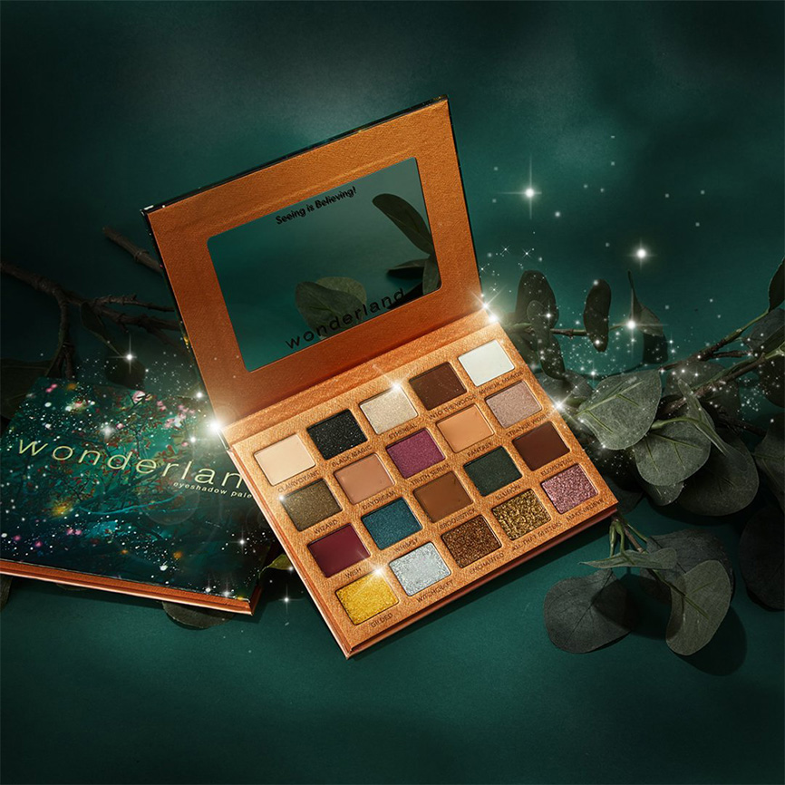 Wonderland Eyeshadow Palette.jpg